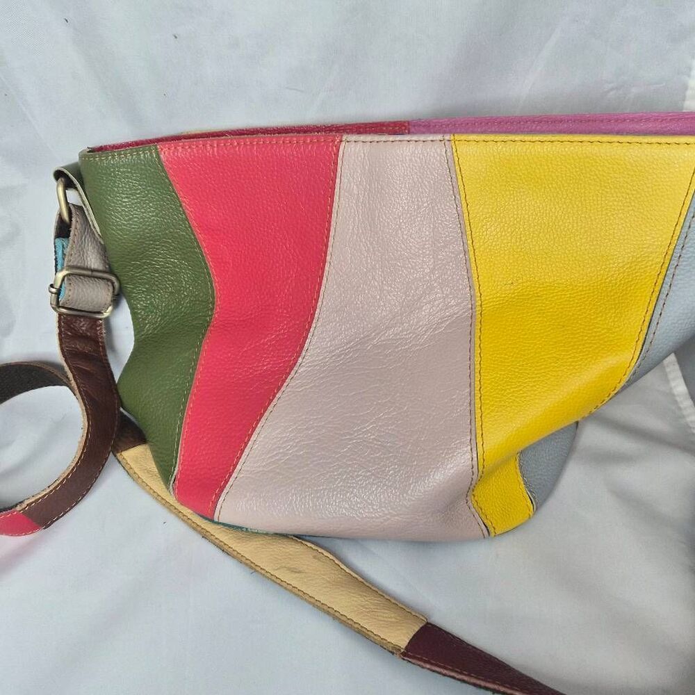 Amerileather patchwork purse - Picture 3 of 6